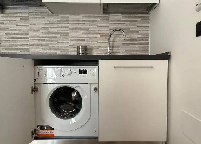 House Of Wonders * Rome